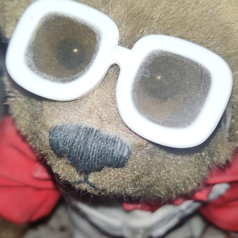 1970s 20th Century Brass Button Bear Collectible "Nick" - Picture 8 of 10